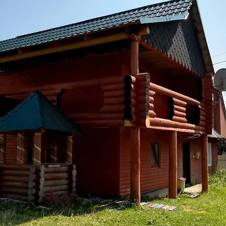 Konukevi U Anastasijky Synevyr