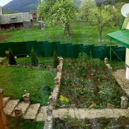 Konukevi U Anastasijky Synevyr